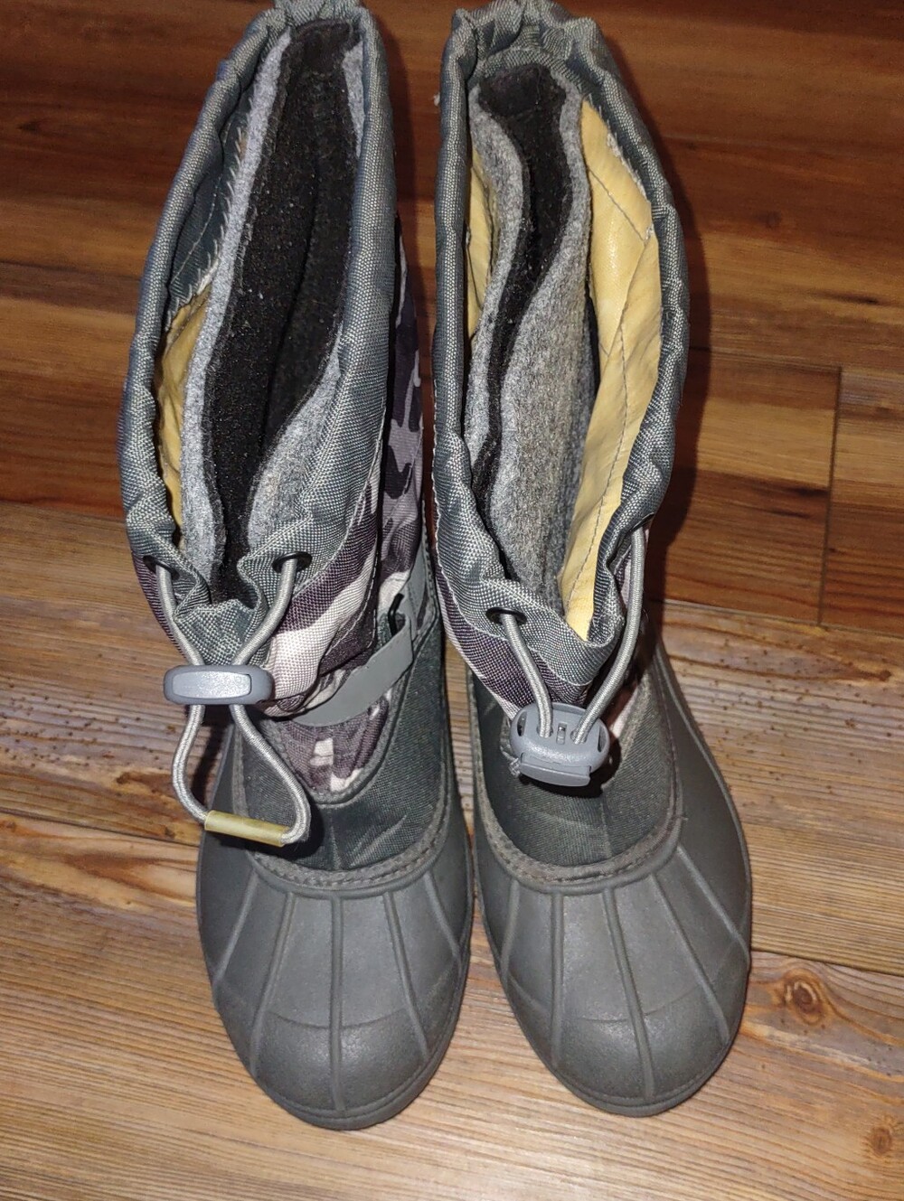 Columbia Kids Grey and Black Insulated Snow Boots